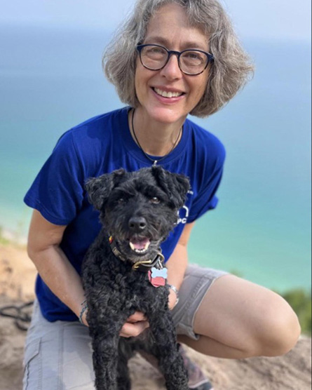 Dr. Claudia Sheppard, Veterinary Advisor